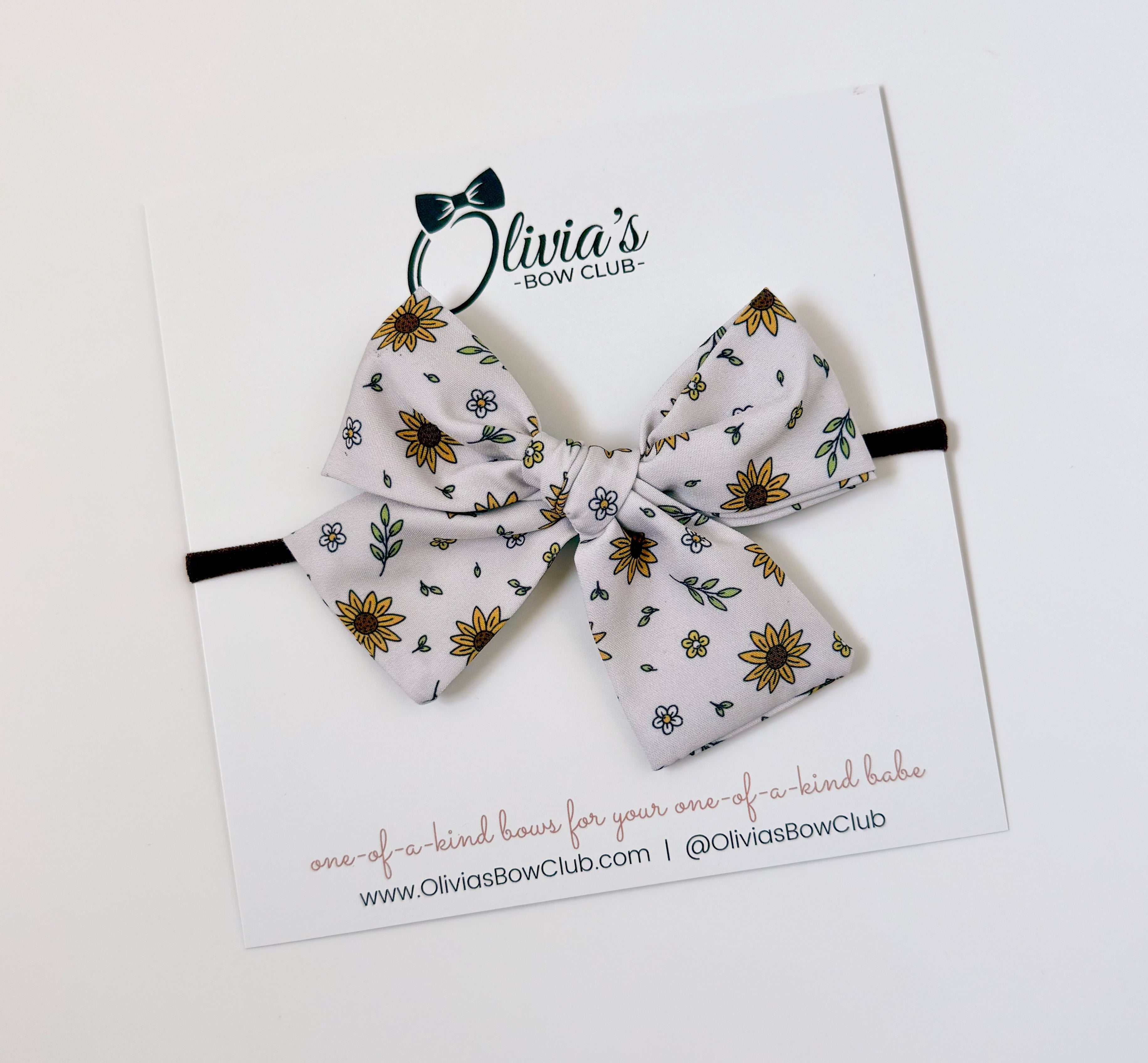 The Feature Olivia Bow